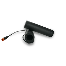 Mamba Sahara handgrips with throttle