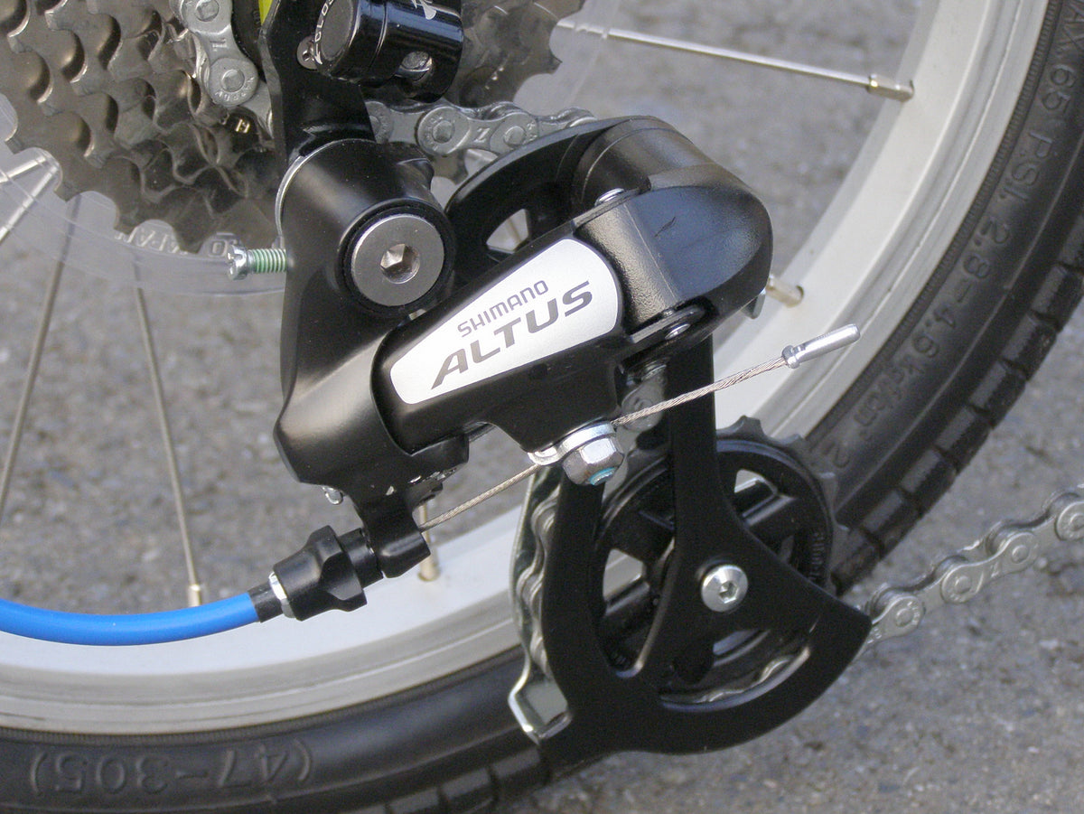 Shimano Altus rear derailleur
