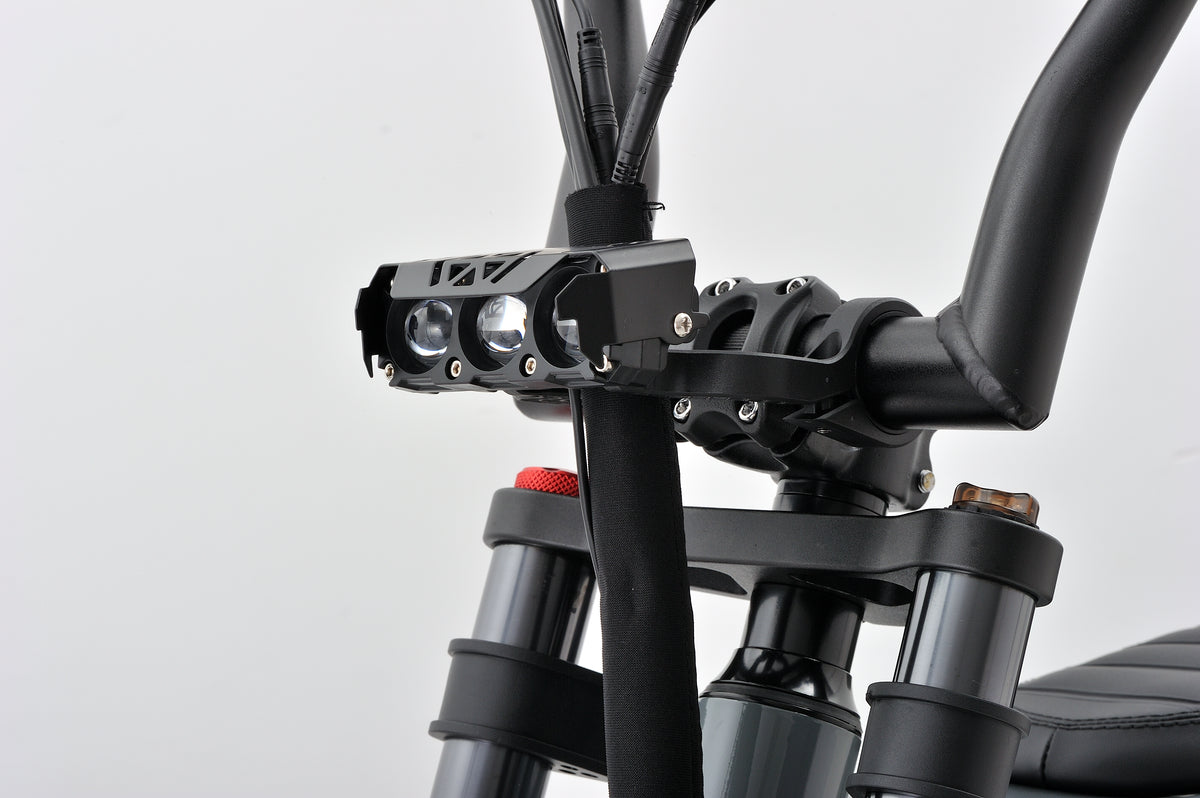 LED spotlight headlight and dual crown suspension fork
